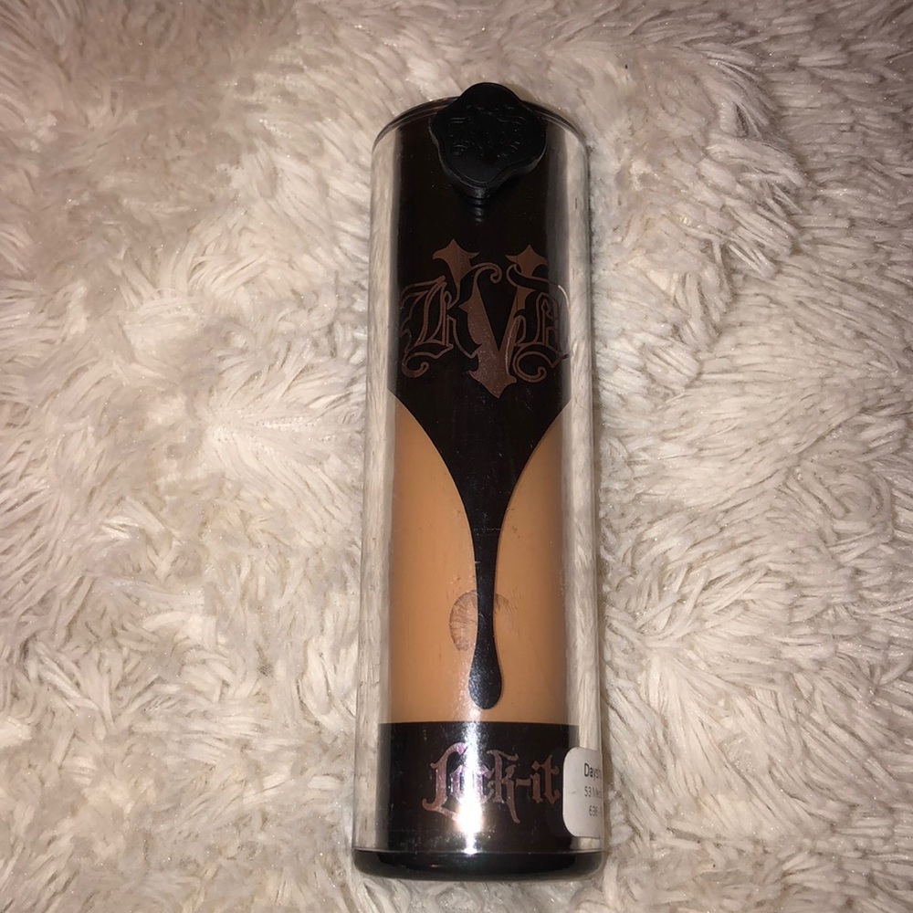 Brand New Kat VonD Foundation Shade Medium Warm 53